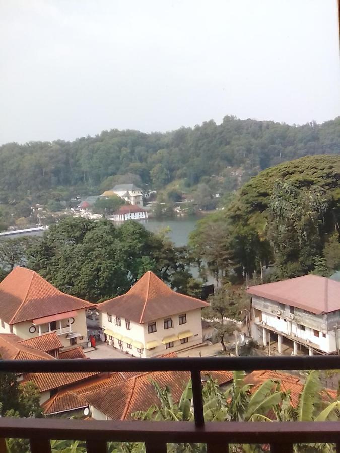Heaven Seven Kandy Ngoại thất bức ảnh