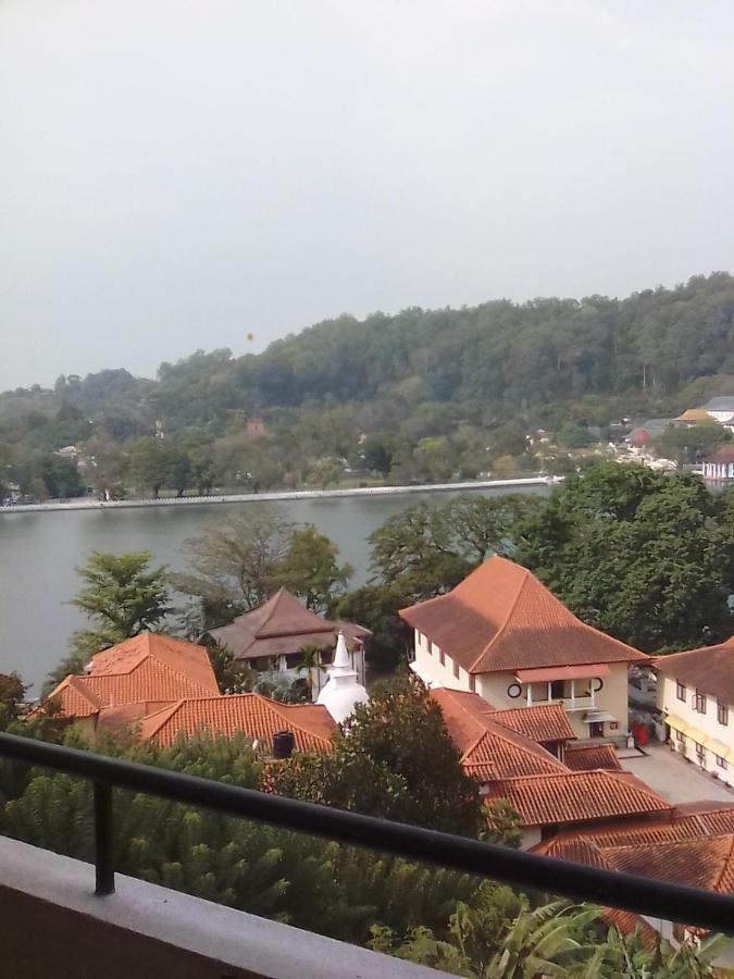 Heaven Seven Kandy Ngoại thất bức ảnh