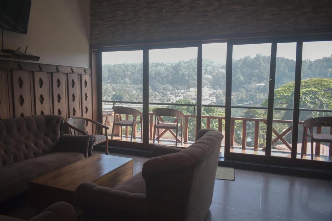 Heaven Seven Kandy Ngoại thất bức ảnh