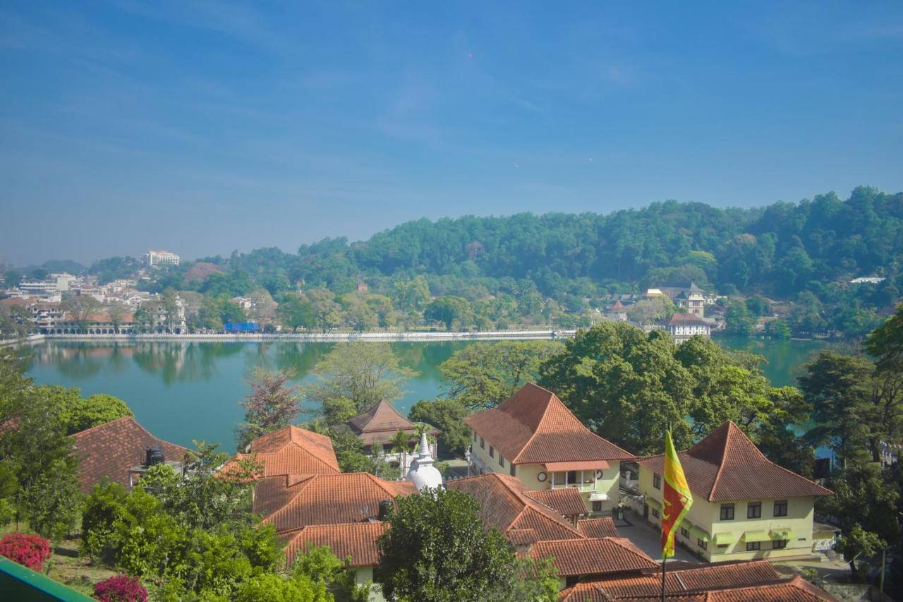 Heaven Seven Kandy Ngoại thất bức ảnh